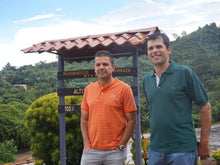 画像をギャラリービューアに読み込む, ルイス・アルベルト・モンゲ・ウレーナ/オスカル・モンゲ・ウレーナ兄弟